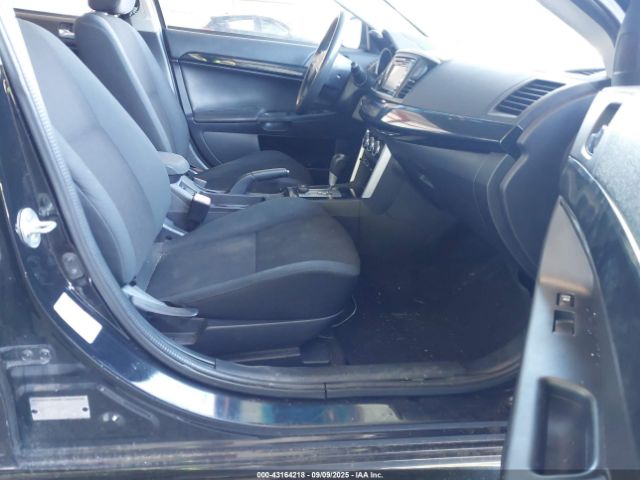 2017 MITSUBISHI LANCER JA32V2FW8HU000400 Photo 4