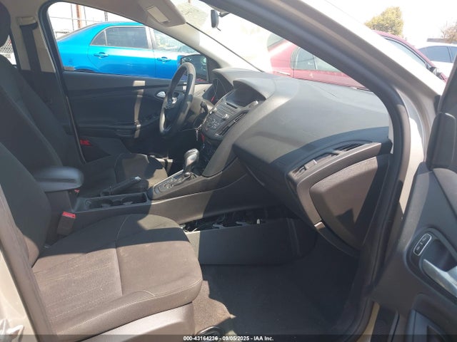 1FADP3F24FL203946 Ford 2015
