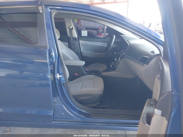 5NPD84LF8LH578131 Hyundai ELANTRA SEL