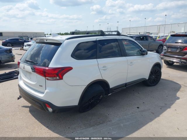 2020 MITSUBISHI OUTLANDER JA4AD3A33LZ023821 Photo 3