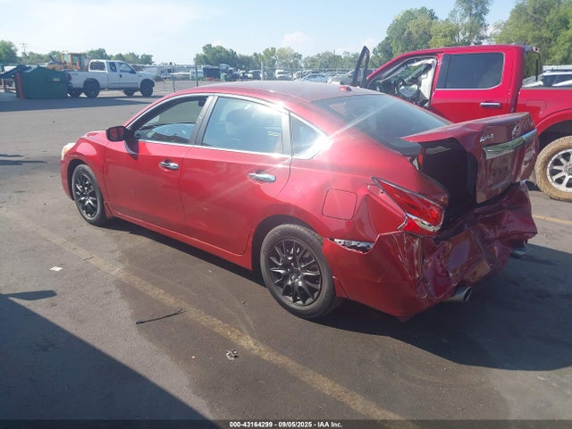 Nissan Altima 2015 1N4AL3AP3FC106450 Image 3