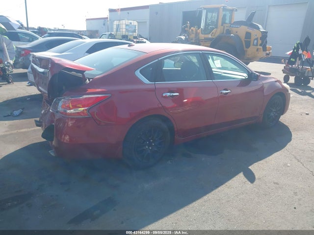 Nissan Altima 2015 1N4AL3AP3FC106450 Image 4