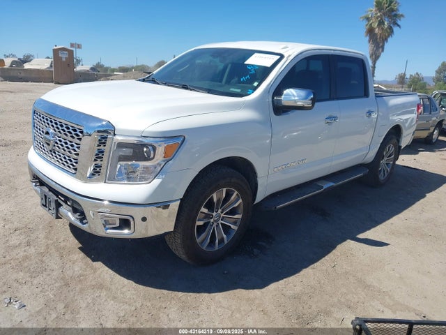 Nissan 2019 2019 1N6AA1E5XKN509964 Image 2