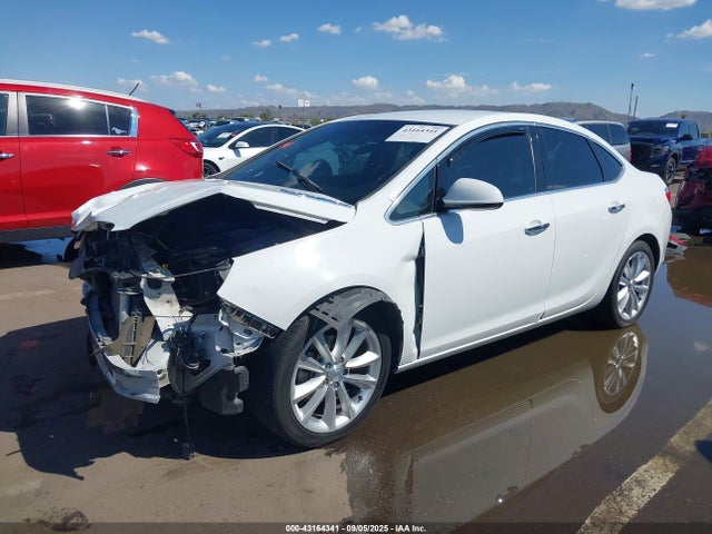 1G4PP5SK7E4244343 Buick lea