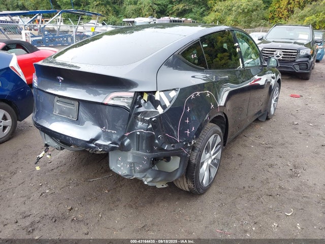 Tesla 2024 2024 7SAYGDEE7RA228960 Image 4