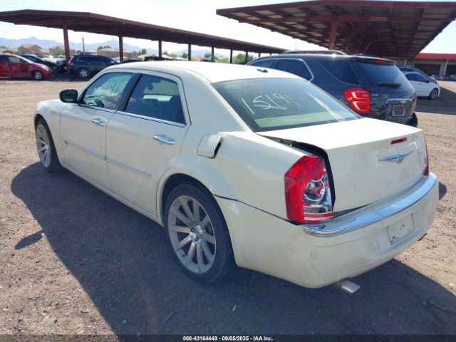 2009 CHRYSLER 300C 2C3KA63TX9H611715 Photo 2