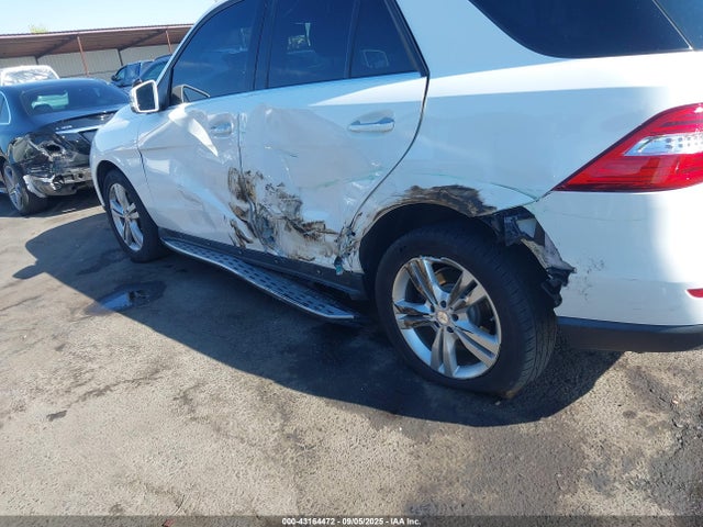 Mercedes-Benz 2014 2014 4JGDA5HB6EA422479 Image 17