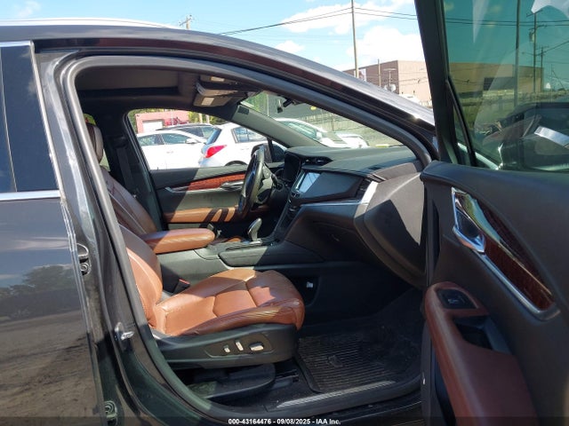 2019 CADILLAC XT5 1GYKNDRS5KZ272963 Photo 4