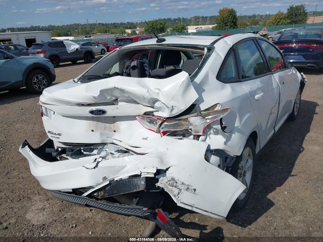 Ford 2014 2014 1FADP3F22EL446539 Image 13