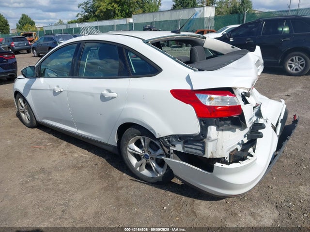 Ford 2014 2014 1FADP3F22EL446539 Image 3