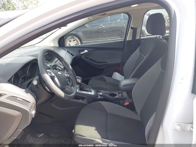 Ford 2014 2014 1FADP3F22EL446539 Image 5