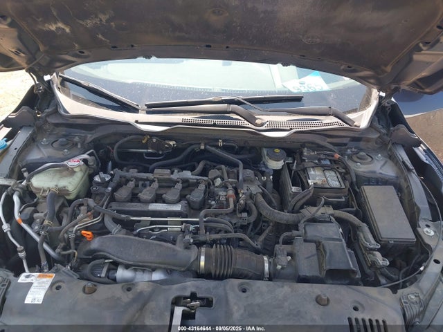 Honda l15b7 2016 19XFC1F75GE040927 Image 10