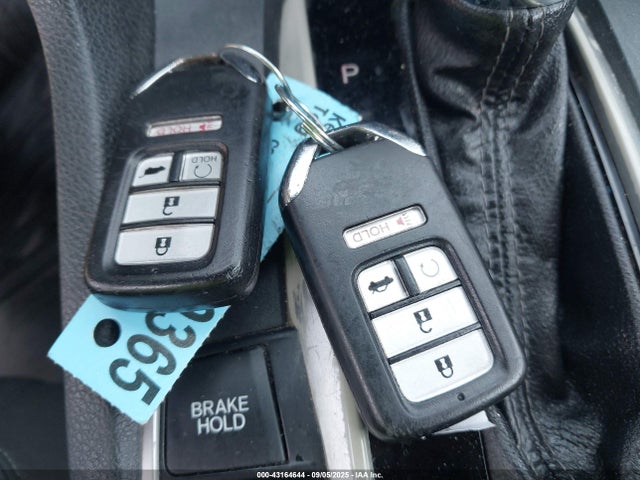 Honda l15b7 2016 19XFC1F75GE040927 Image 11