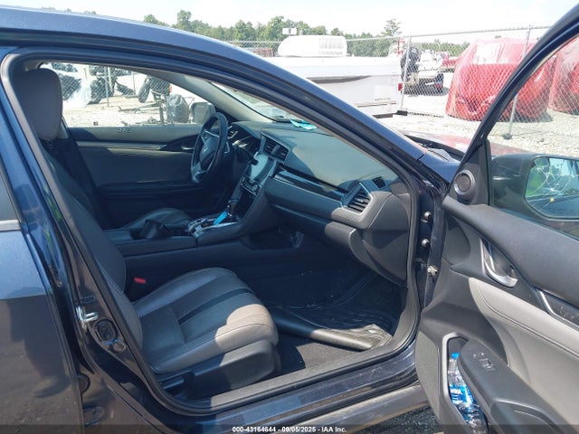 Honda l15b7 2016 19XFC1F75GE040927 Image 5