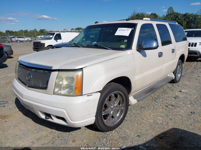 2004 CADILLAC ESCALADE ESV 3GYFK66N44G231652 Photo 1