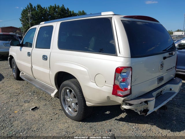 2004 CADILLAC ESCALADE ESV 3GYFK66N44G231652 Photo 2