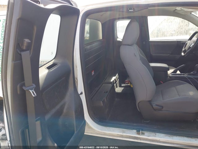 5TFRX5GNXHX084302 Toyota 2tr-fe