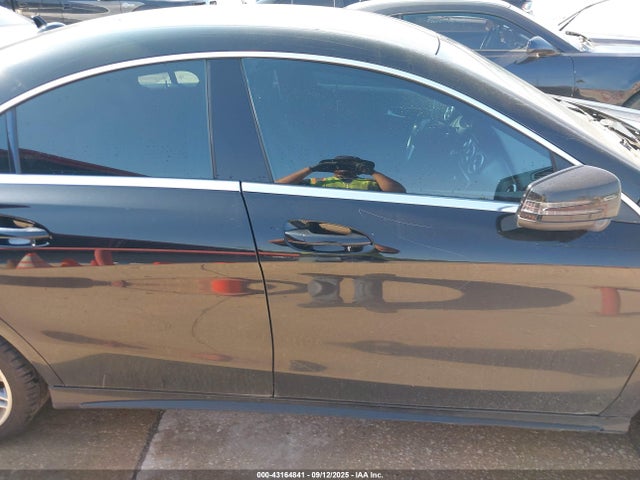 WDDSJ4GB8EN104787 Mercedes-Benz CLA-Class