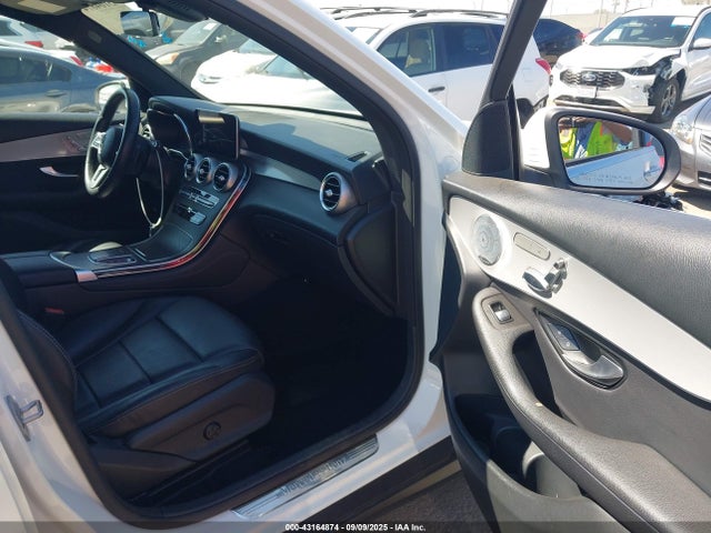 W1N0G8DB0MF869599 Mercedes-Benz m264