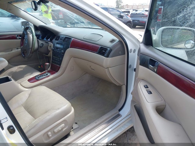 2004 Lexus Es 330 მანქანა იყიდება აუქციონზე, vin: JTHBA30GX40014562, აუქციონის ნომერი: 43164879