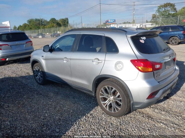 2018 MITSUBISHI OUTLANDER SPORT JA4AP4AW1JZ026169 Photo 2