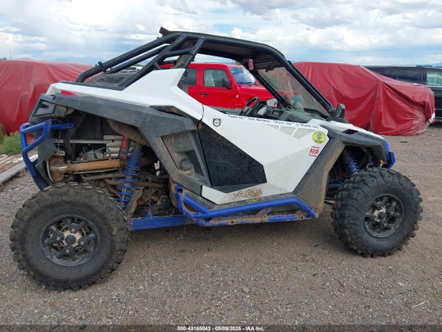 3NSRAD927LG826326 Polaris Rzr Pro Xp