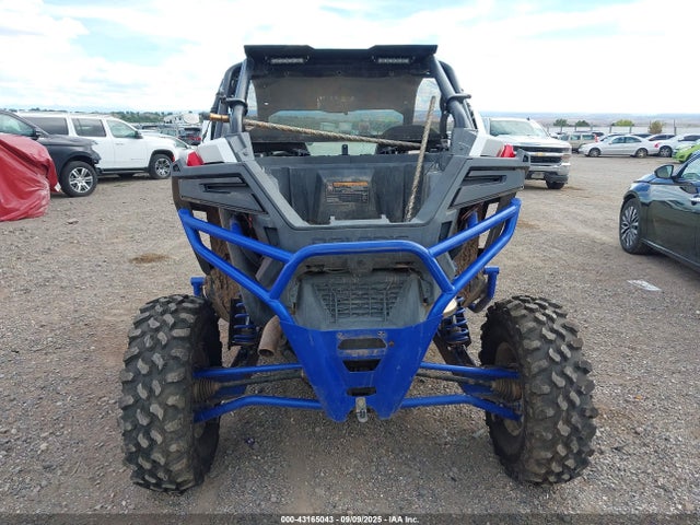 3NSRAD927LG826326 Polaris Rzr Pro Xp
