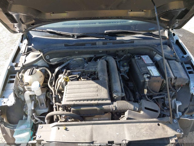 3VW2B7AJ6HM389722 Volkswagen 1.4 tsi