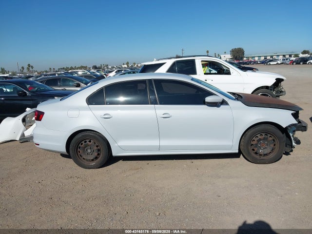 3VW2B7AJ6HM389722 Volkswagen 1.4 tsi