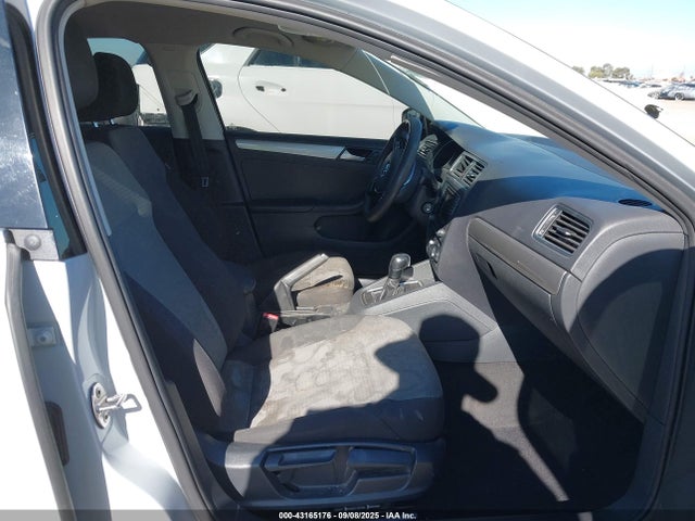3VW2B7AJ6HM389722 Volkswagen 1.4 tsi