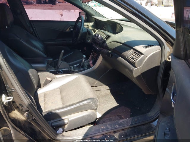 1HGCR2E57GA051536 Honda k24w1