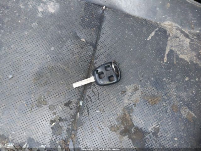 2005 LEXUS IS 300 JTHBD192950101406 Photo 10