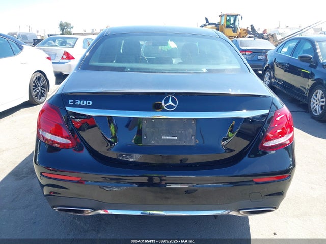 Mercedes-Benz m274 2017 WDDZF4JB4HA281552 Image 16