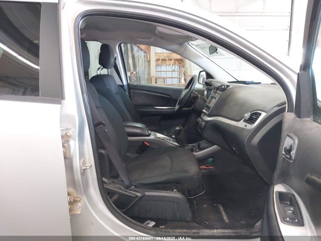 2011 DODGE JOURNEY 3D4PH1FG1BT559549 Photo 4