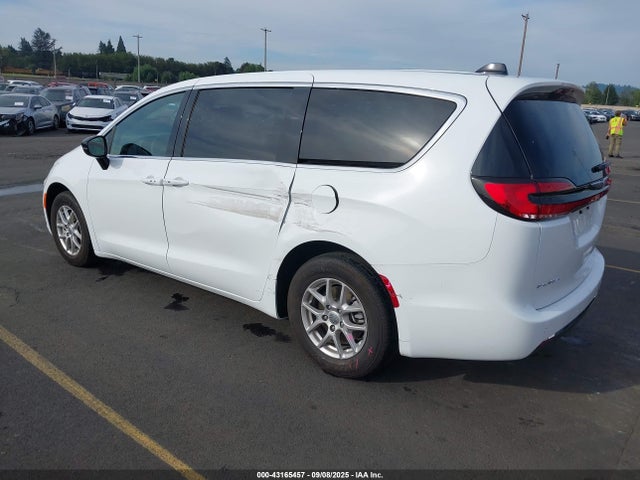 Chrysler 2025 2025 2C4RC1BG3SR556343 Image 3