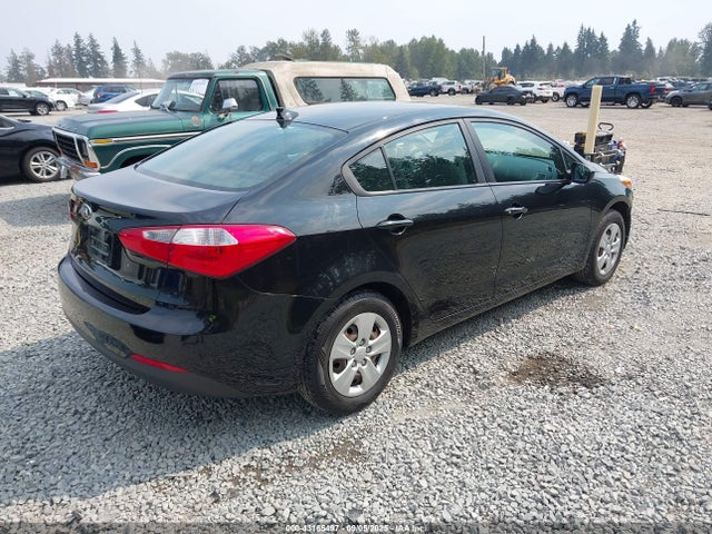 KNAFK4A62E5065499 KIA Forte