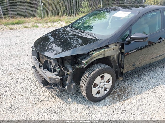 KNAFK4A62E5065499 KIA Forte