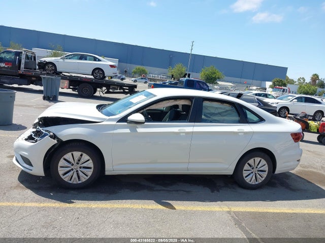 3VWC57BU8KM208275 Volkswagen 1.4 tsi