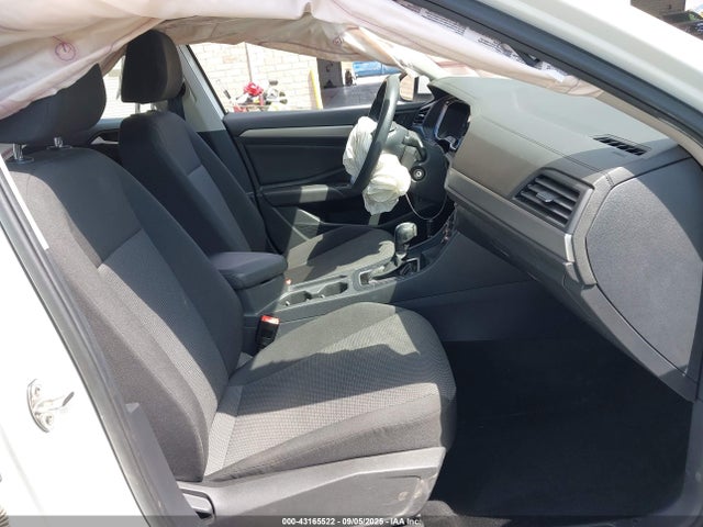 3VWC57BU8KM208275 Volkswagen 1.4 tsi