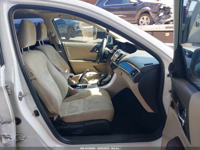 1HGCR2F77GA242812 Honda k24w1