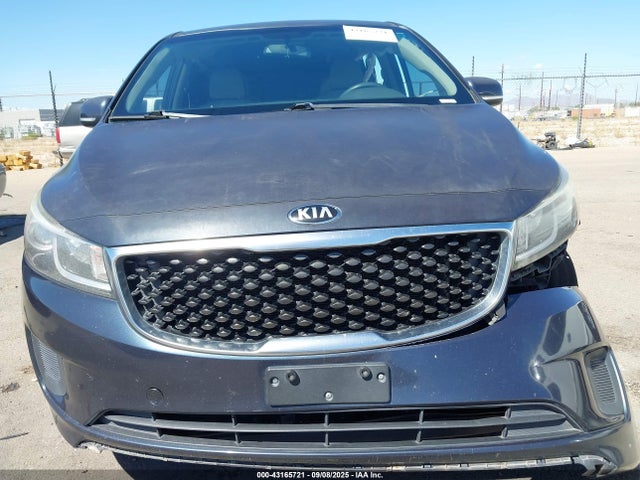 KNDMB5C17H6221696 KIA Sedona