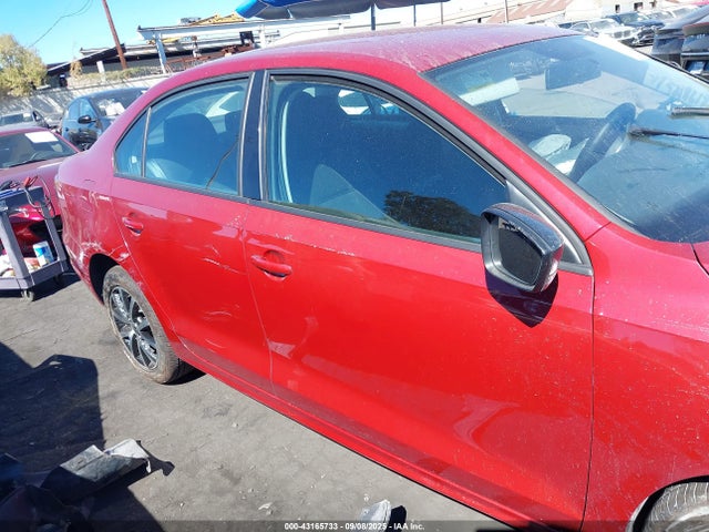 3VWD67AJ2GM245483 Volkswagen 1.4t