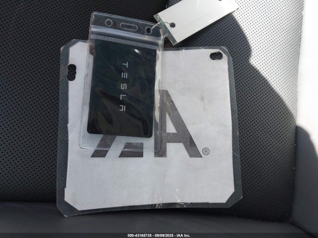2025 TESLA MODEL 3 5YJ3E1EA4SF918358 Photo 10