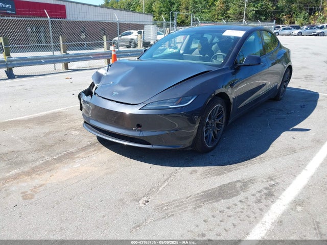 2025 TESLA MODEL 3 5YJ3E1EA4SF918358 Photo 1