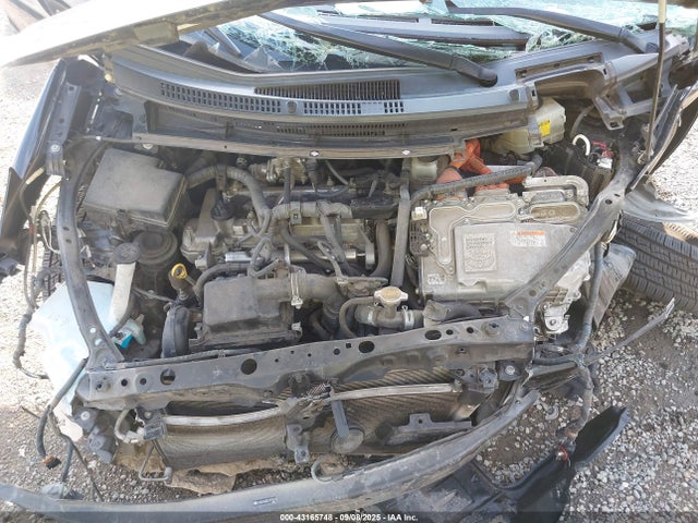 JTDKDTB33E1572512 Toyota 1nz-fxe+1lm