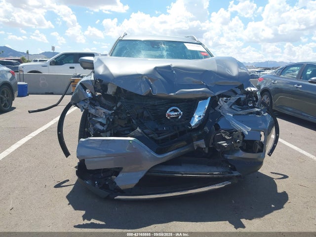 Nissan 2017 2017 JN8AT2MT2HW382136 Image 13