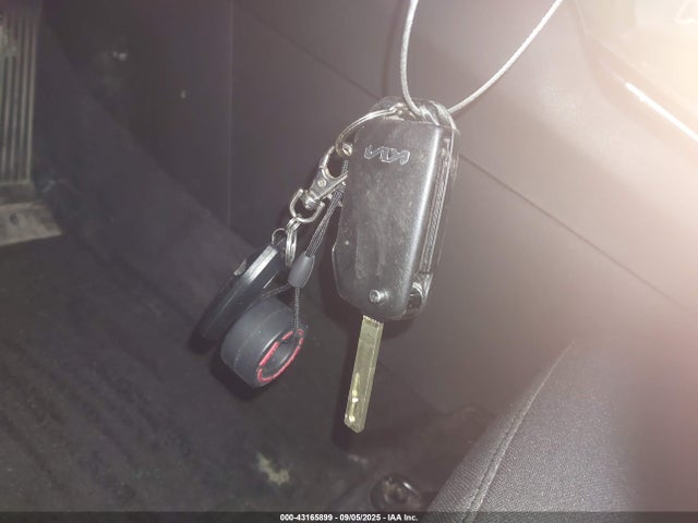 KNDPUCDGXR7173170 KIA Sportage Hybrid Lx