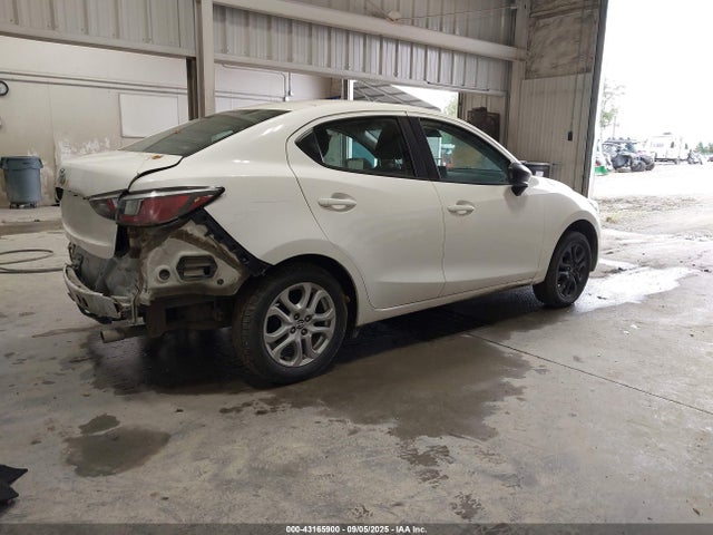 3MYDLBYV0JY329441 Toyota p5v