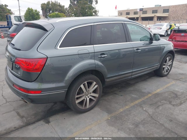 2015 AUDI Q7 WA1LMAFE4FD010374 Photo 3