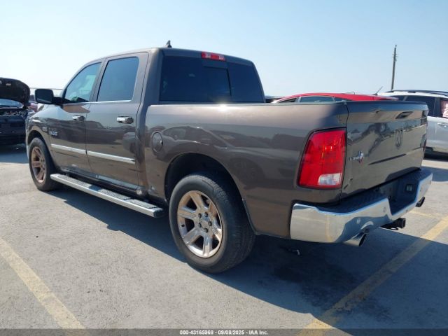 2018 RAM 1500 1C6RR6LT6JS127189 Photo 2